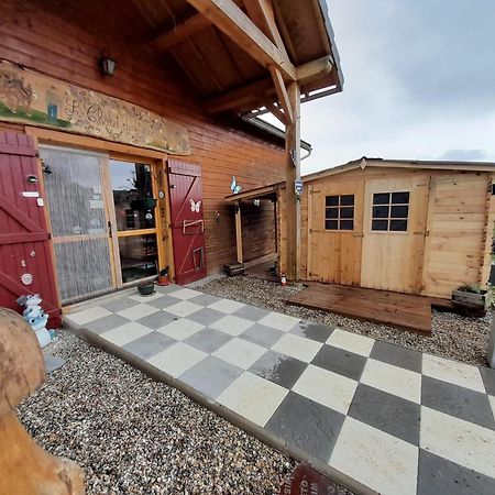Le Chalet Du Roc La Panouse  Kültér fotó