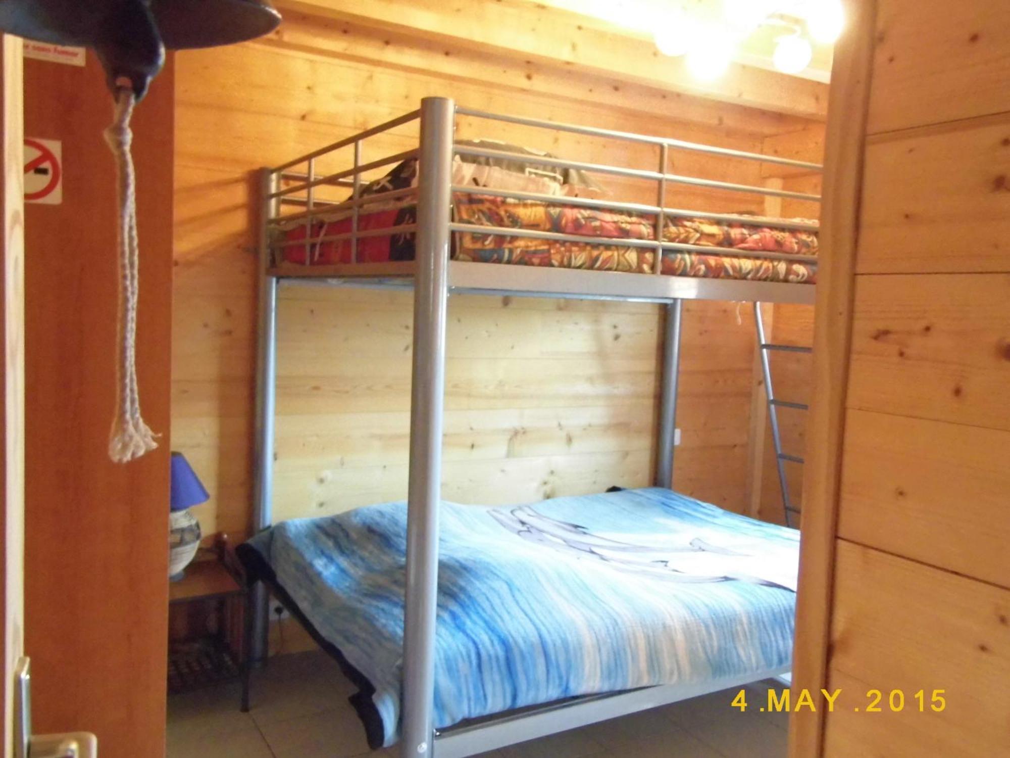 Le Chalet Du Roc La Panouse  Szoba fotó